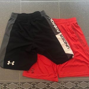2 Boys Under Armour shorts YXL